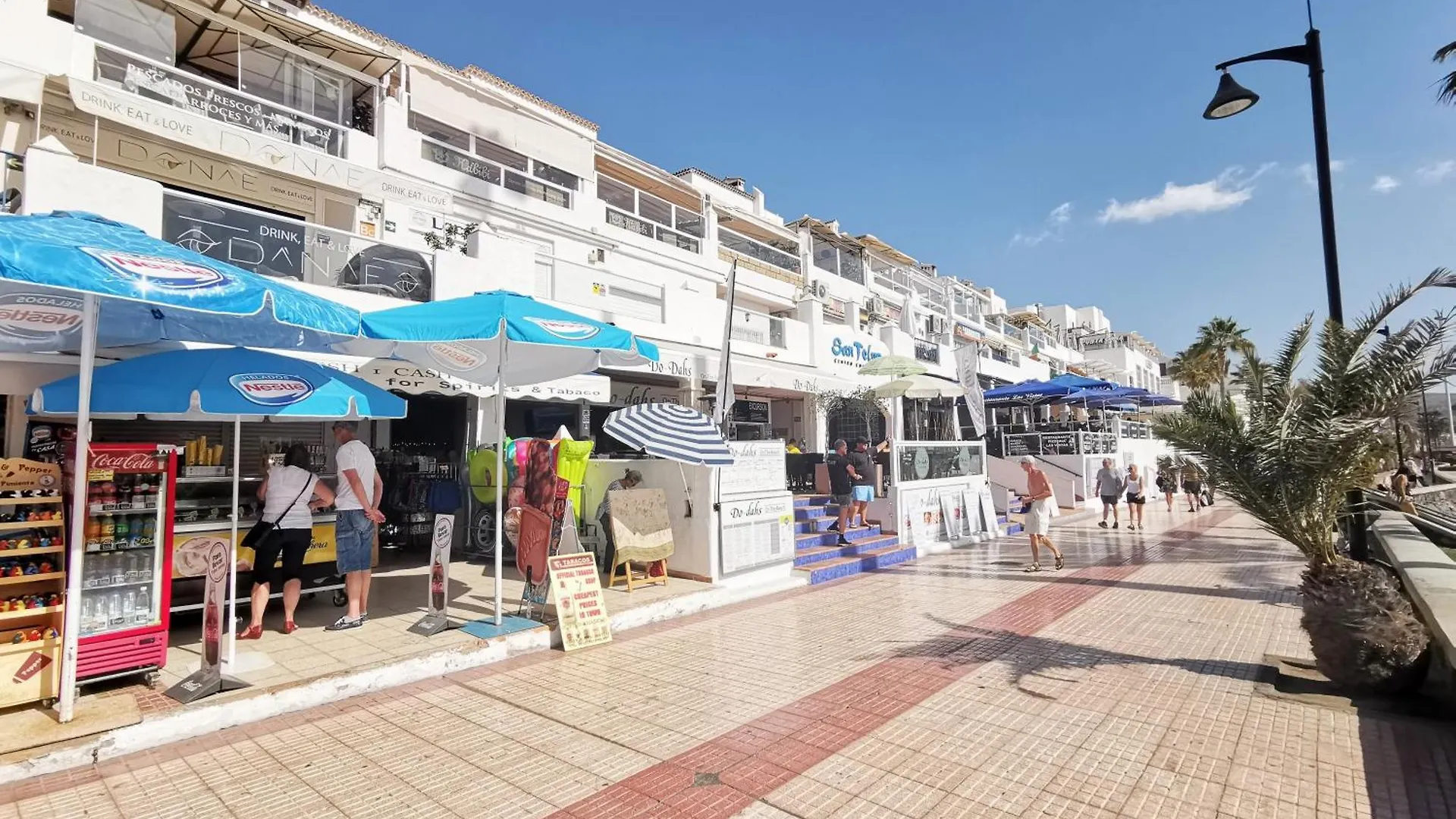 アパート Home2Book Beachside Los Cristianos Apt & Pool スペイン