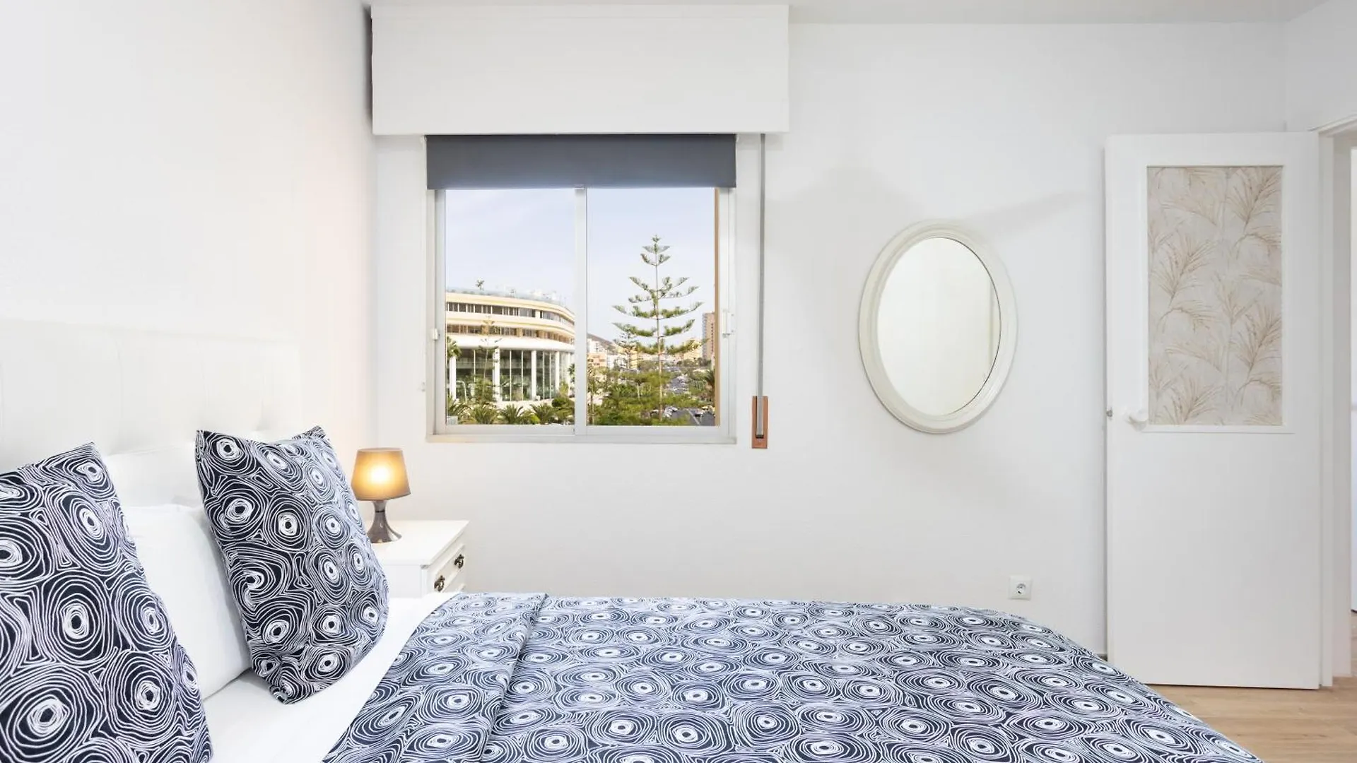Home2Book Beachside Los Cristianos Apt & Pool 0*, לוס כריסטיאנוס ספרד