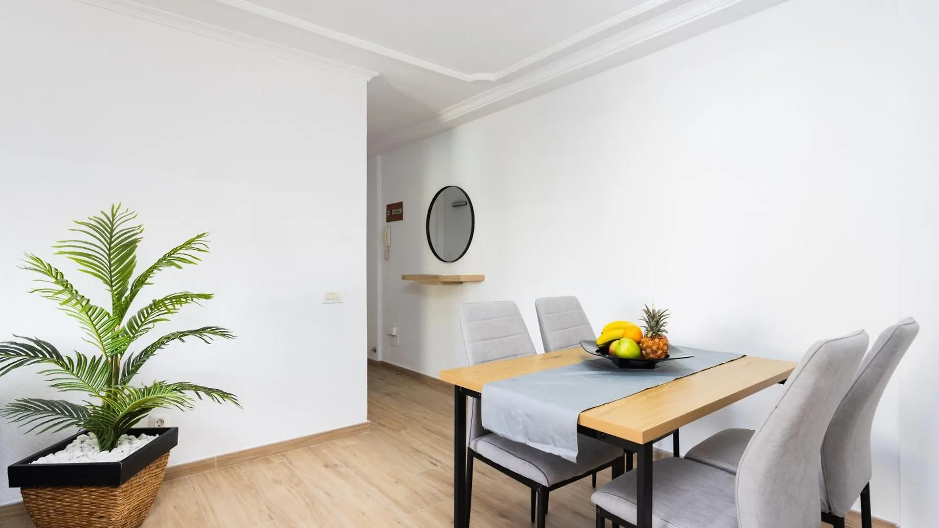 דירה Home2Book Beachside Los Cristianos Apt & Pool